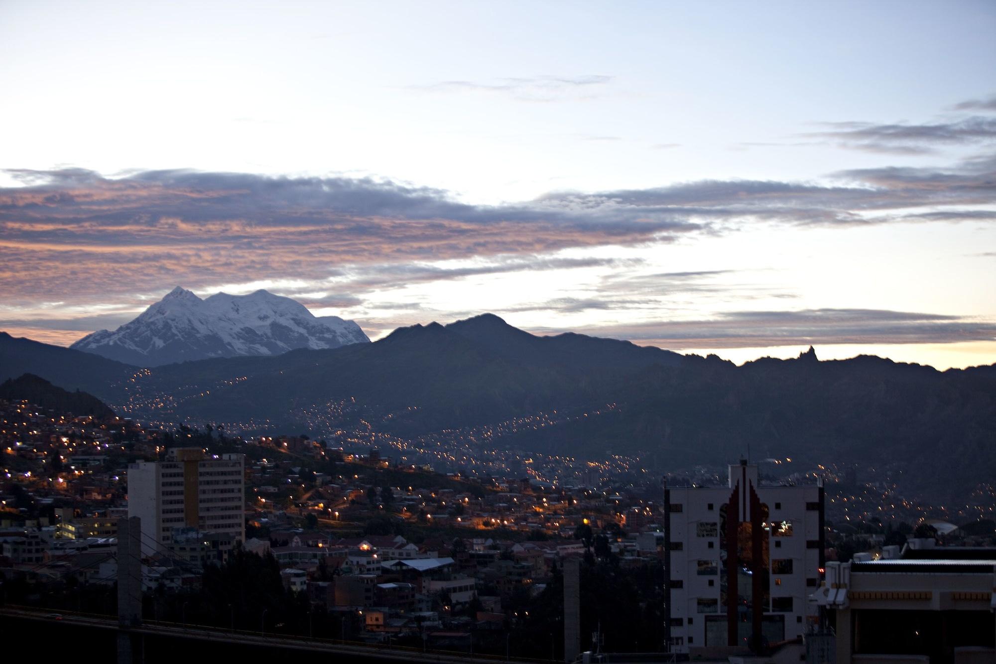 Camino Real Aparthotel, Downtown La Paz Exterior photo